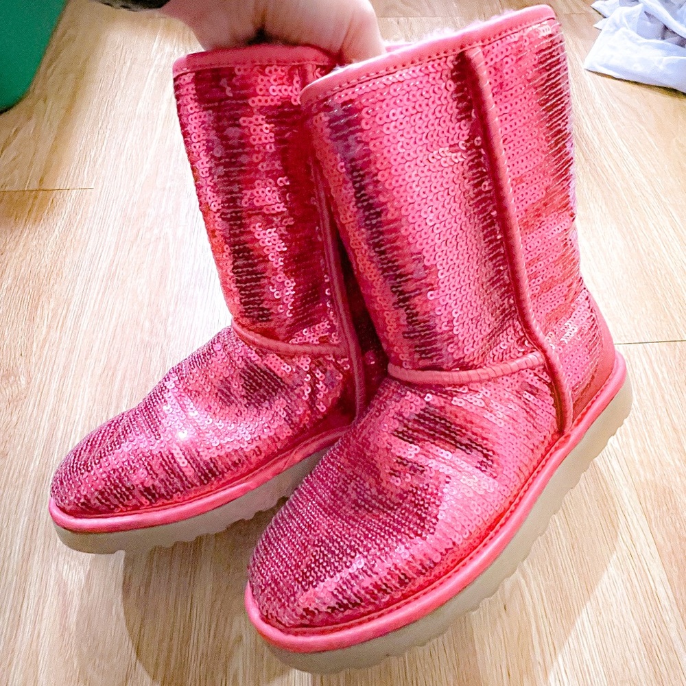 Ugg Short Glitter Sequin Boots Size 7